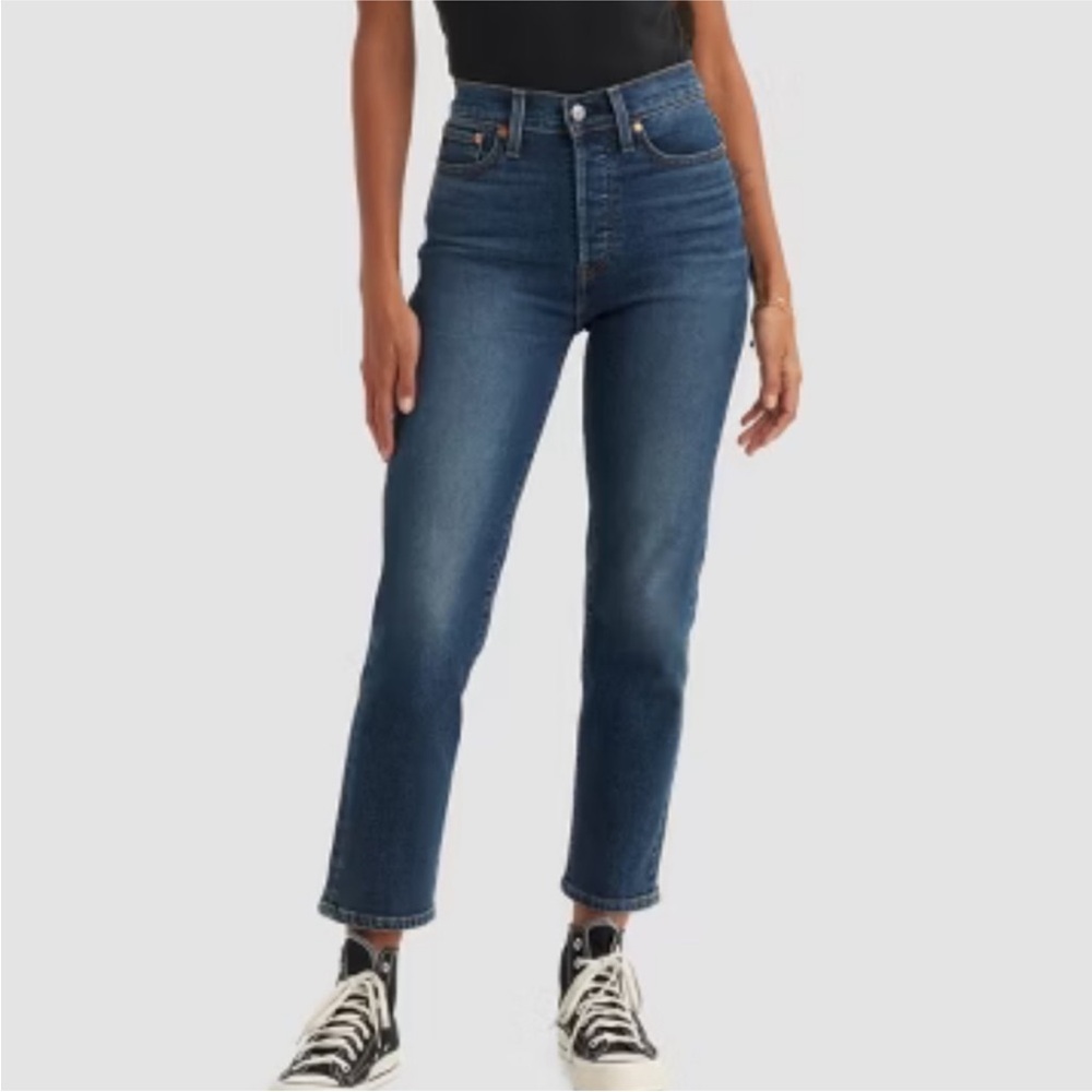 NWT Levi’s wedgie straight jeans sz. 24 x 28